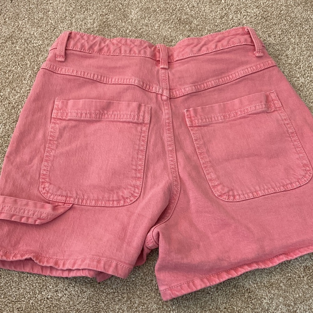 Universal Thread Pink Shorts - Picture 3 of 3